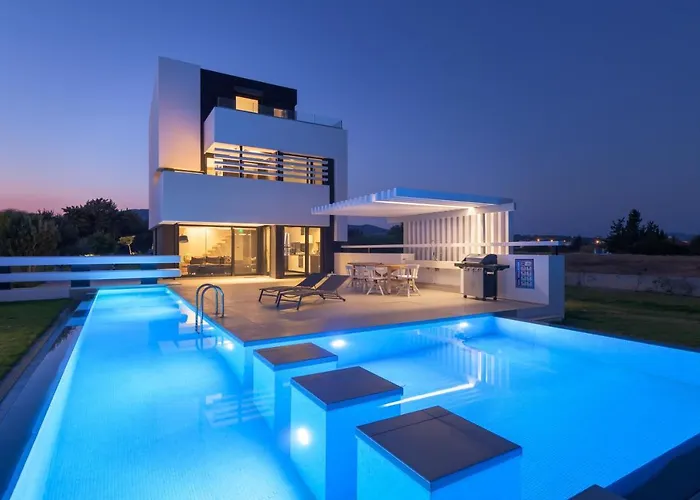 Albatross Beach Front Villas
