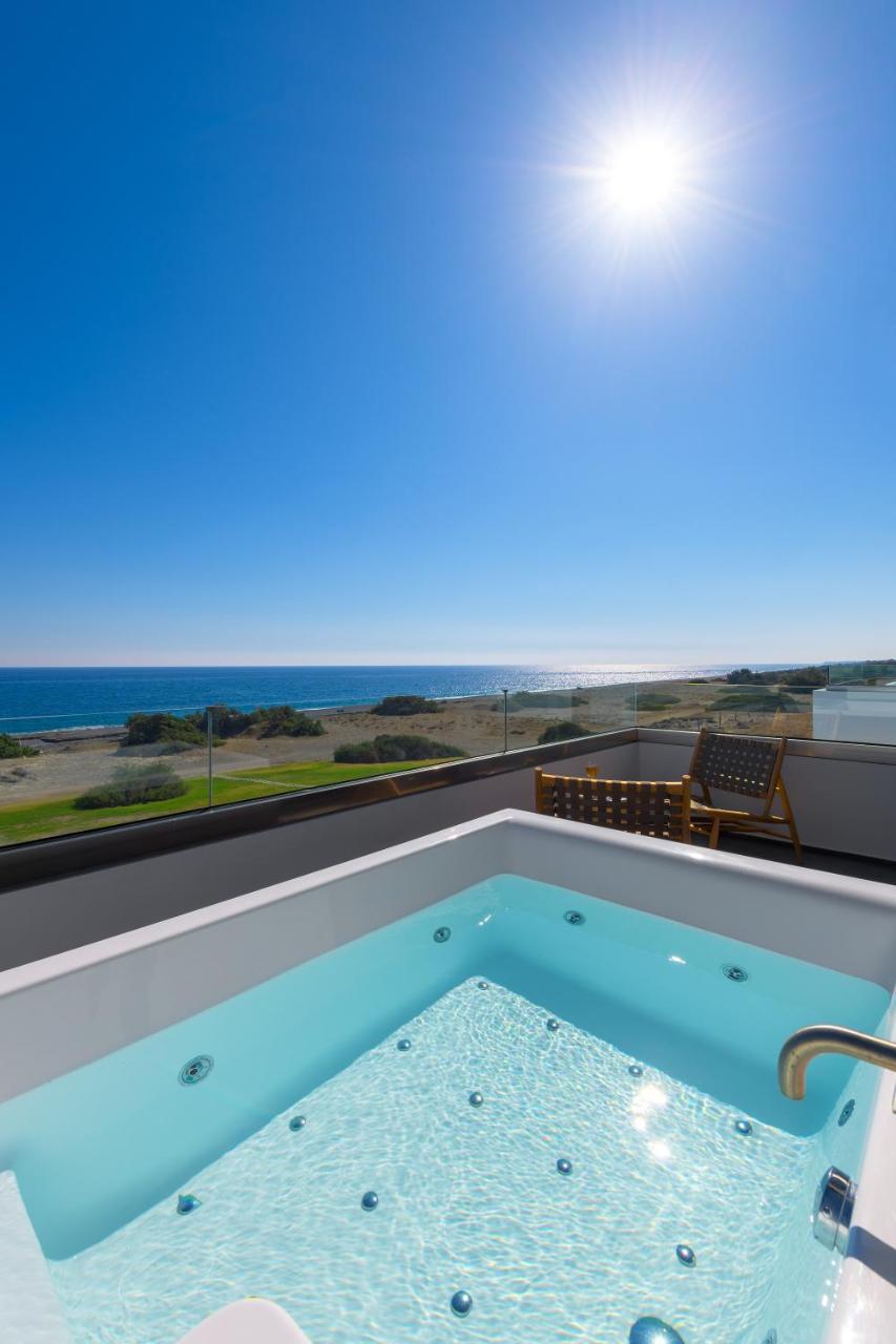 Albatross Beach Front Villas Villa *