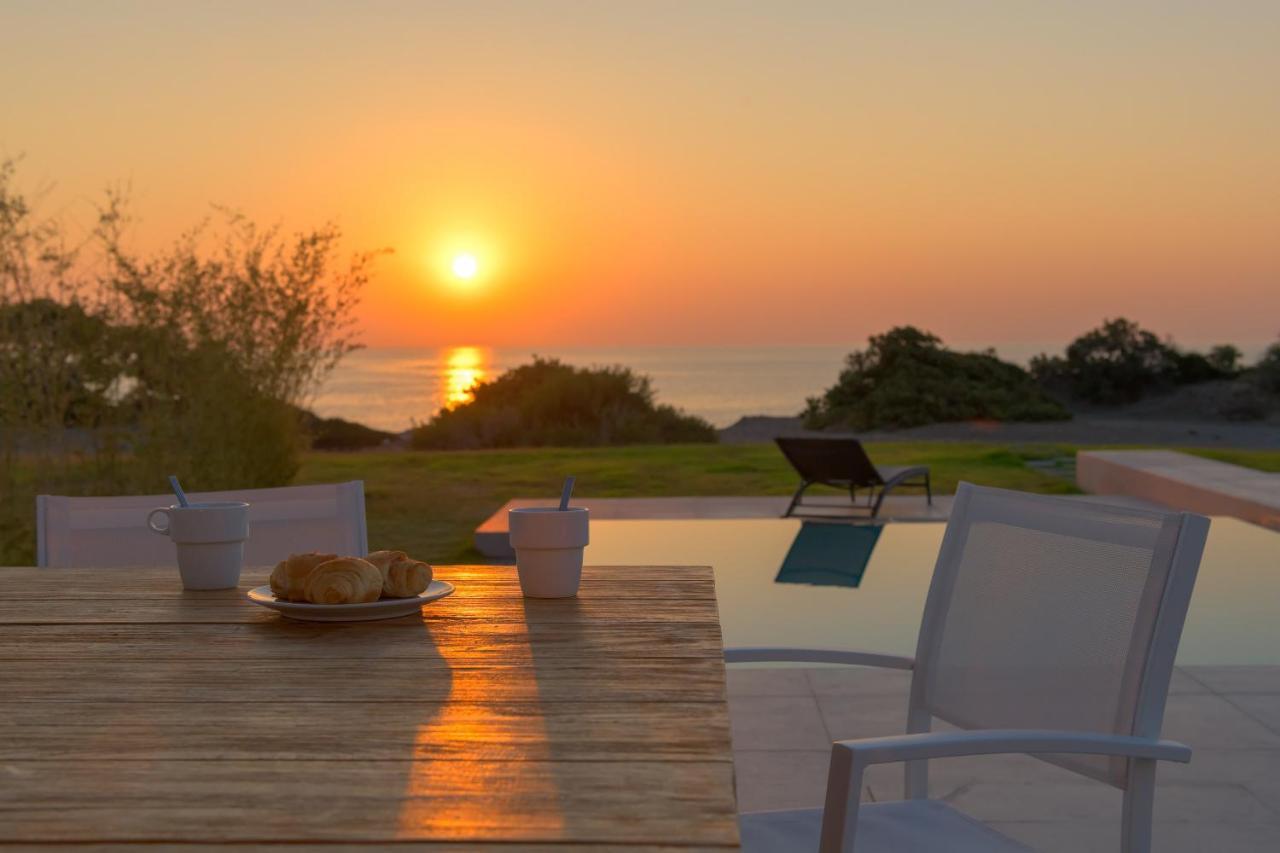 Albatross Beach Front Villas Villa