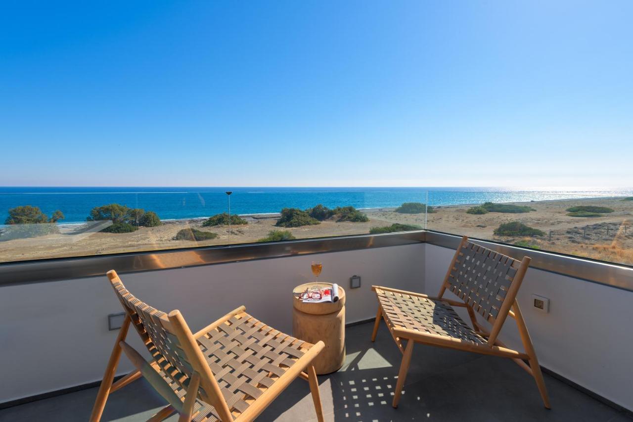 Albatross Beach Front Villas Villa