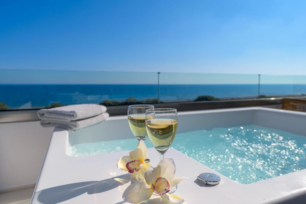 Albatross Beach Front Villas Villa *